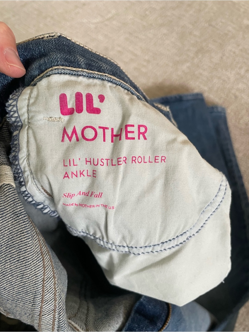 Mother Denim Lil Hustler Roller Ankle. EUC!!! - Picture 6 of 6